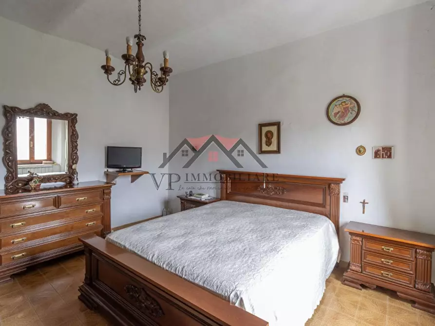 Immagine 10 di Appartamento in vendita  a Pomarance