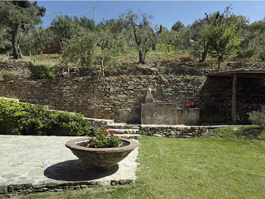 Immagine 26 di Rustico / casale in vendita  a Calci