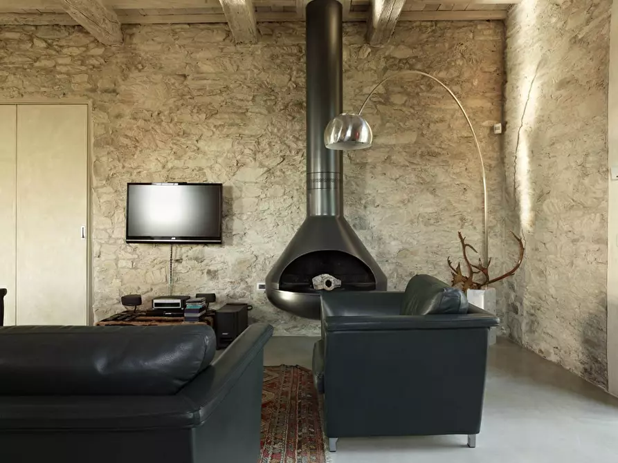 Immagine 6 di Rustico / casale in vendita  a Calci