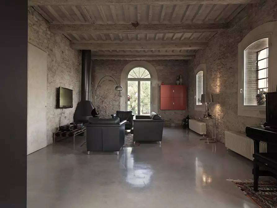 Immagine 4 di Rustico / casale in vendita  a Calci