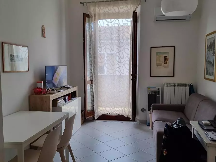 Immagine 8 di Appartamento in affitto  a Pontedera