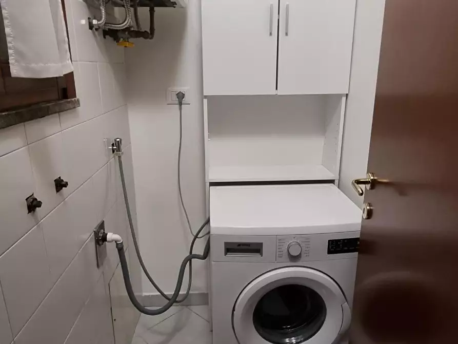 Immagine 9 di Appartamento in affitto  a Pontedera