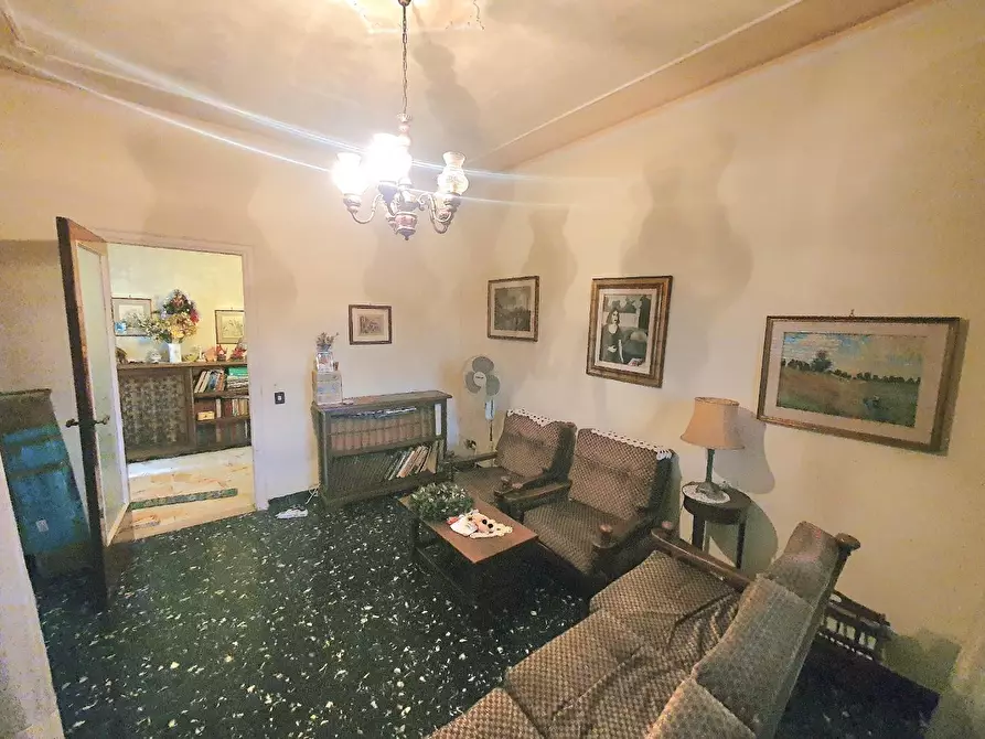 Immagine 11 di Casa bifamiliare in vendita  a Lucca