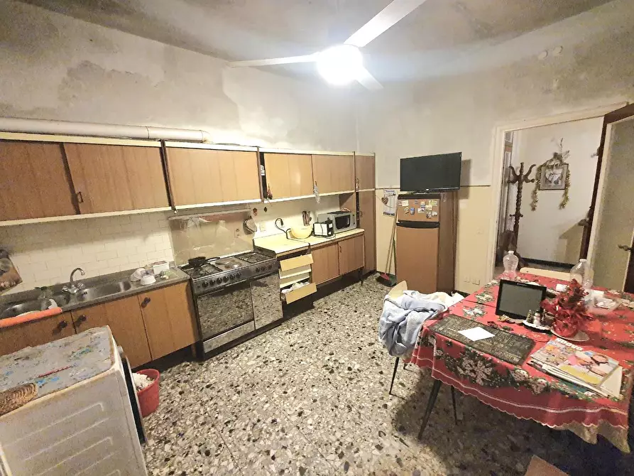 Immagine 19 di Casa bifamiliare in vendita  a Lucca