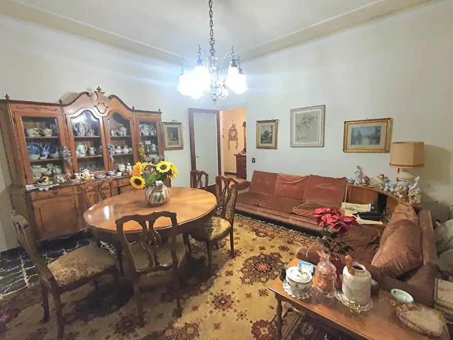 Immagine 15 di Casa bifamiliare in vendita  a Lucca