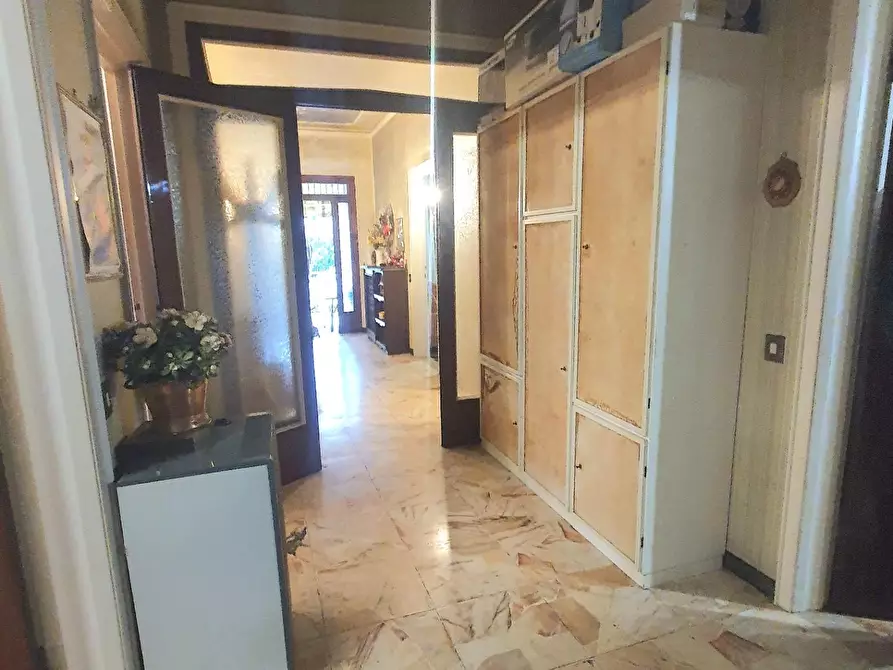 Immagine 29 di Casa bifamiliare in vendita  a Lucca