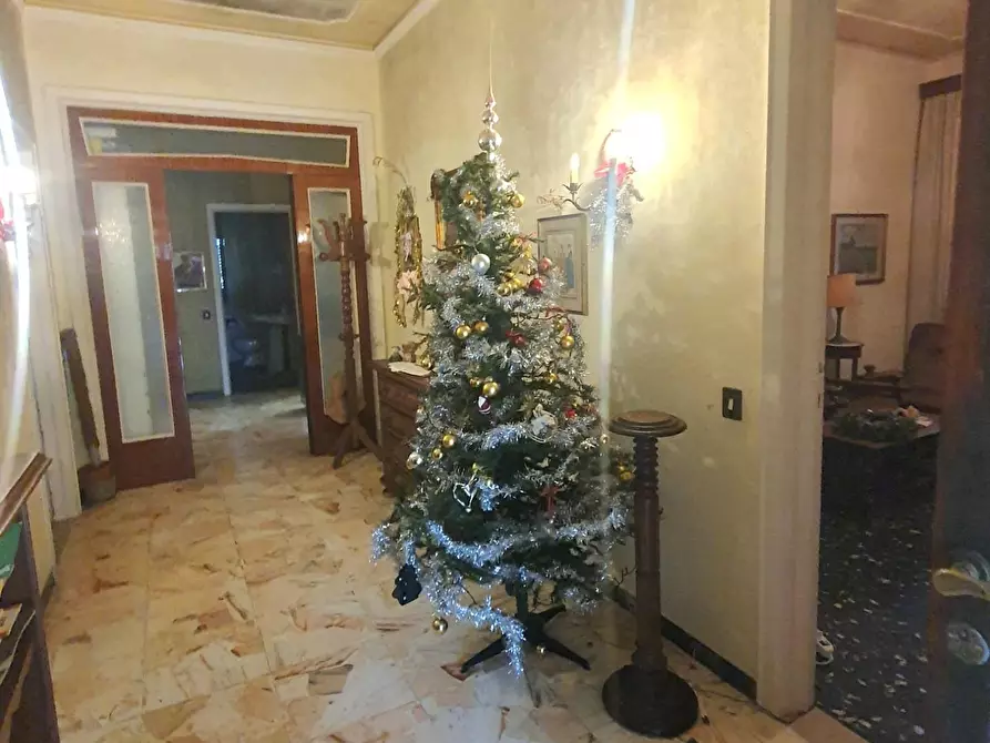 Immagine 8 di Casa bifamiliare in vendita  a Lucca