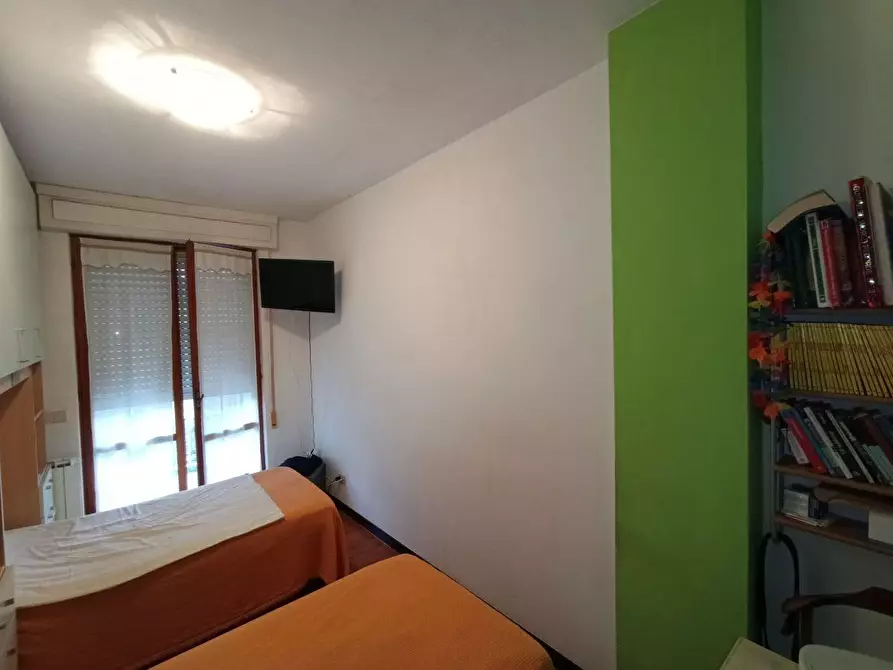 Immagine 11 di Appartamento in vendita  a Ortonovo