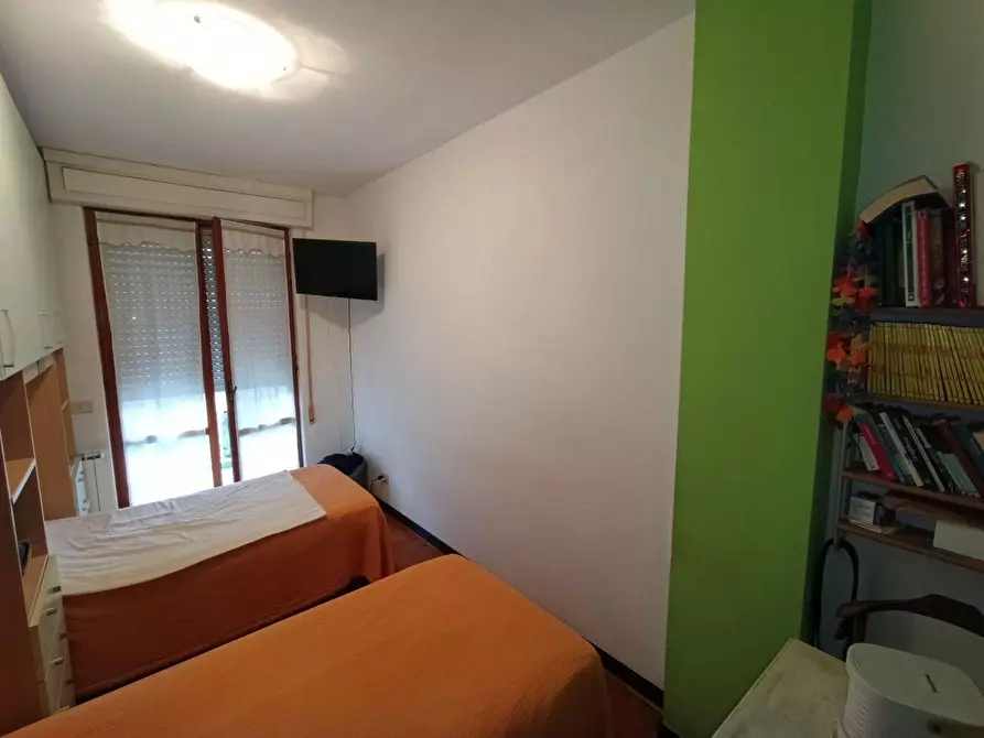 Immagine 12 di Appartamento in vendita  a Ortonovo