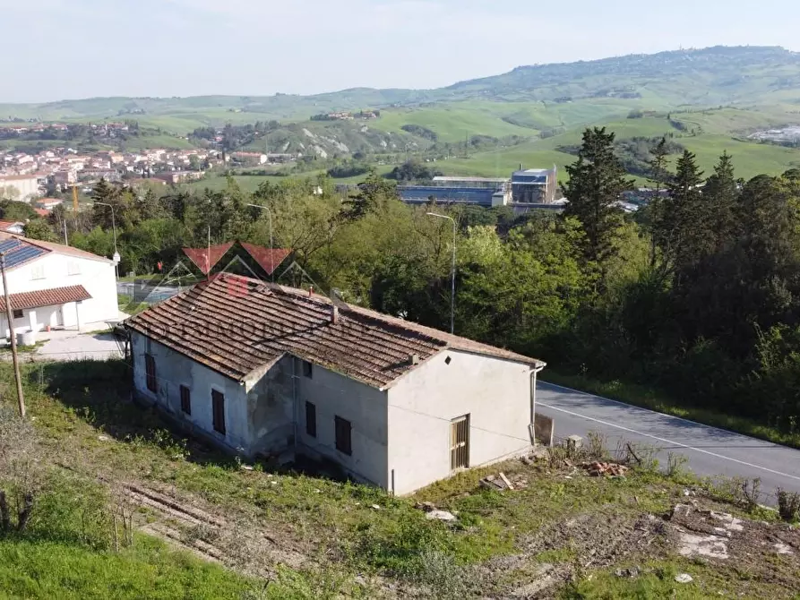 Immagine 5 di Casa indipendente in vendita  a Volterra