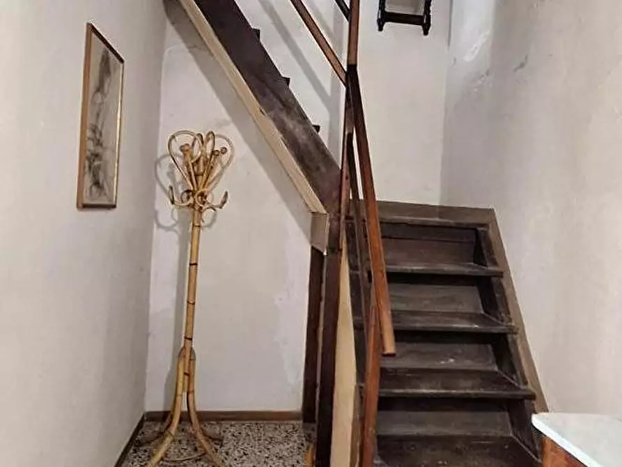 Immagine 9 di Terratetto in vendita  a Borgo A Mozzano