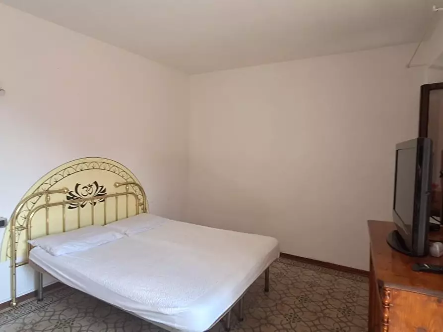 Immagine 9 di Casa indipendente in vendita  a Bagni Di Lucca