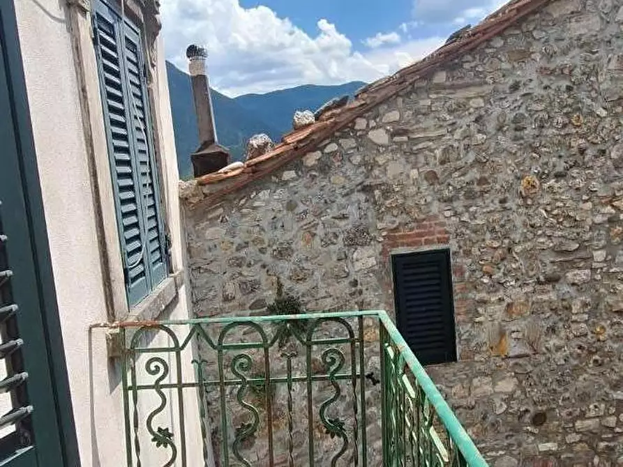 Immagine 7 di Casa indipendente in vendita  a Bagni Di Lucca