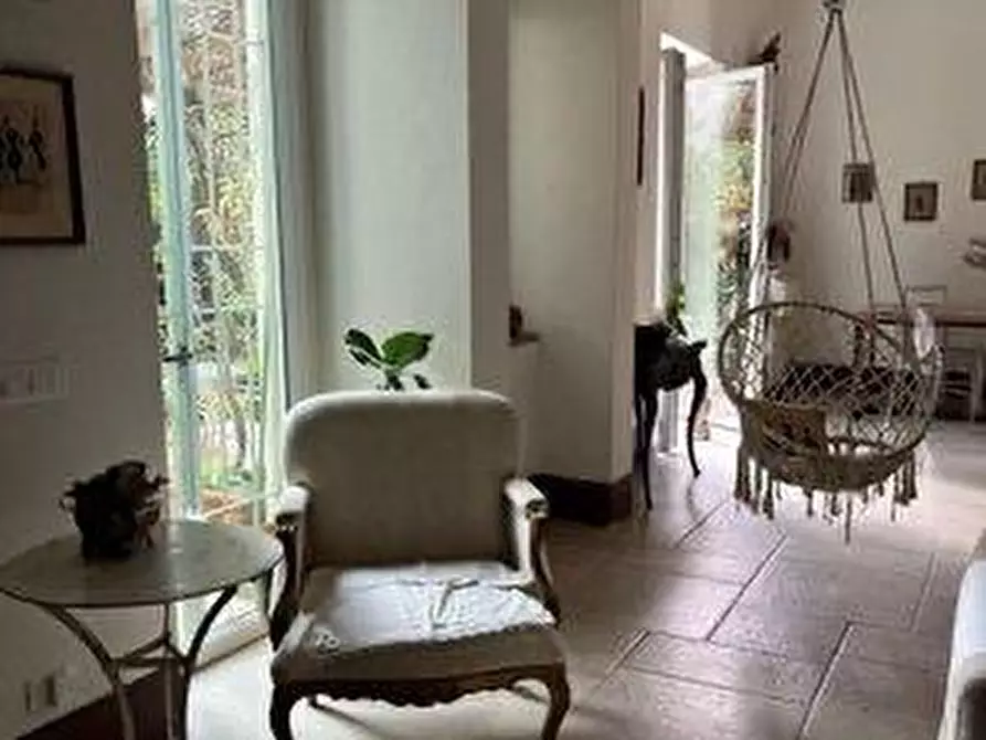 Immagine 10 di Appartamento in vendita  a Livorno