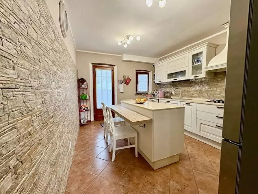 Immagine 10 di Terratetto in vendita  a Crespina Lorenzana