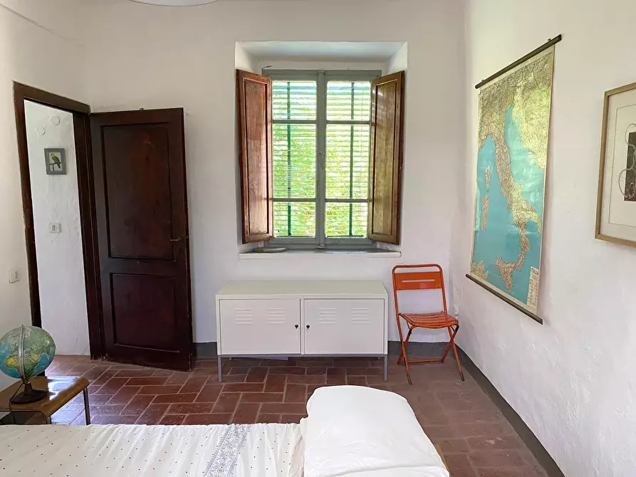 Immagine 10 di Casa indipendente in vendita  a Borgo A Mozzano