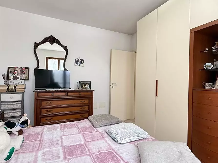 Immagine 9 di Appartamento in vendita  a Massa