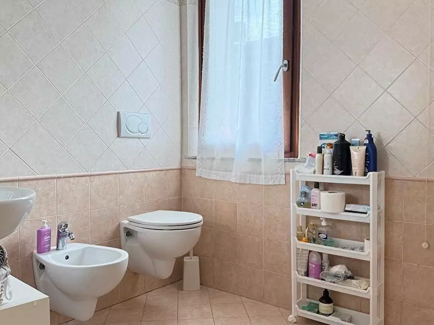 Immagine 15 di Appartamento in vendita  a Massa