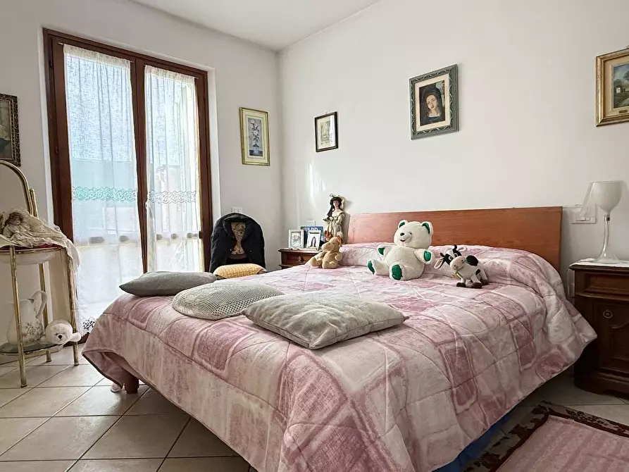 Immagine 10 di Appartamento in vendita  a Massa