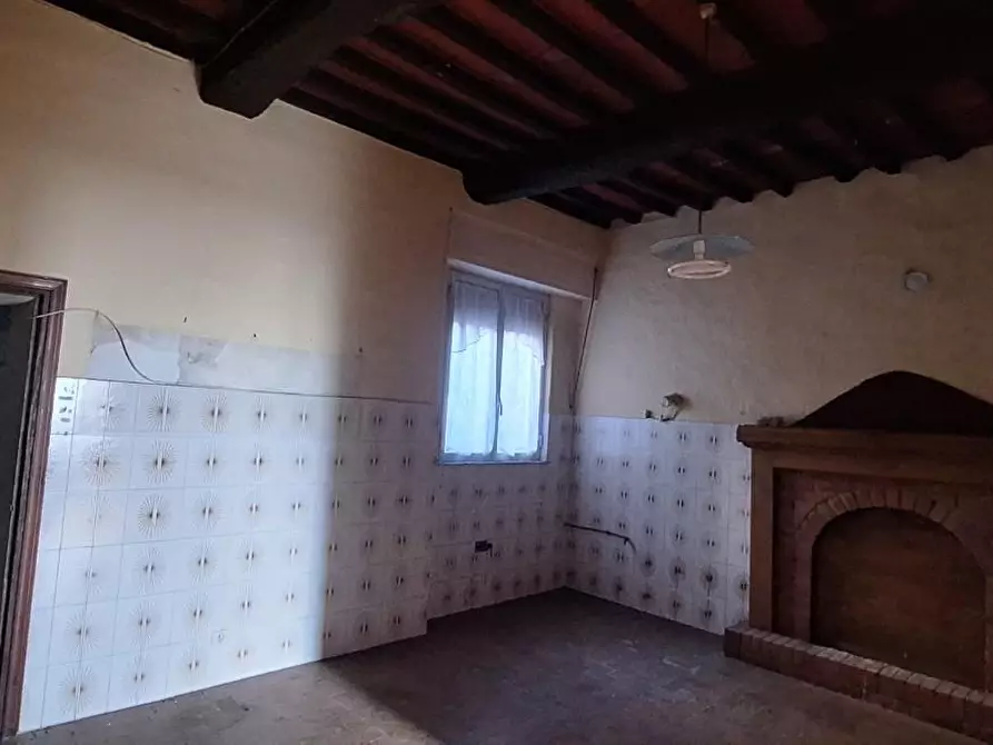 Immagine 1 di Terratetto in vendita  a Bagni Di Lucca