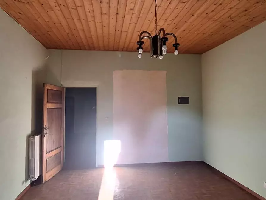 Immagine 3 di Terratetto in vendita  a Bagni Di Lucca