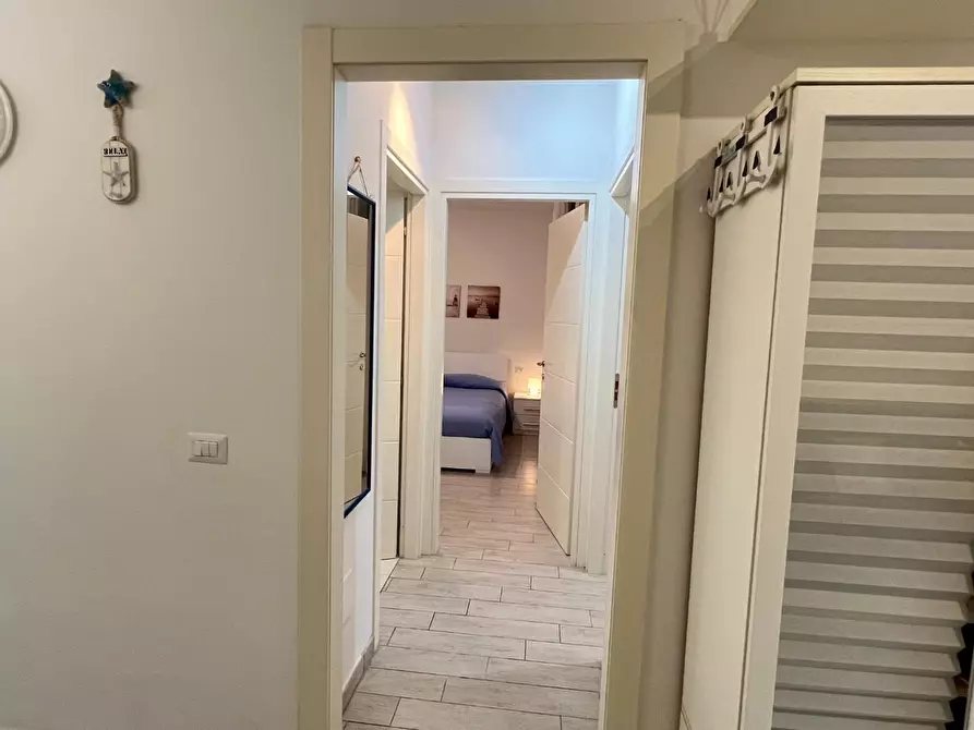 Immagine 13 di Appartamento in vendita  a Massa