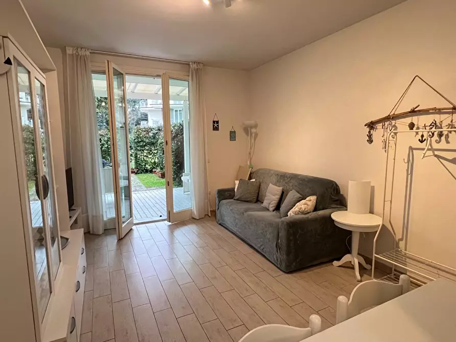 Immagine 6 di Appartamento in vendita  a Massa