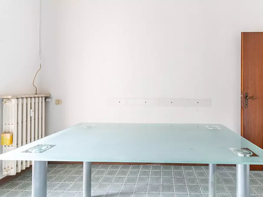 Immagine 13 di Appartamento in affitto  a Empoli