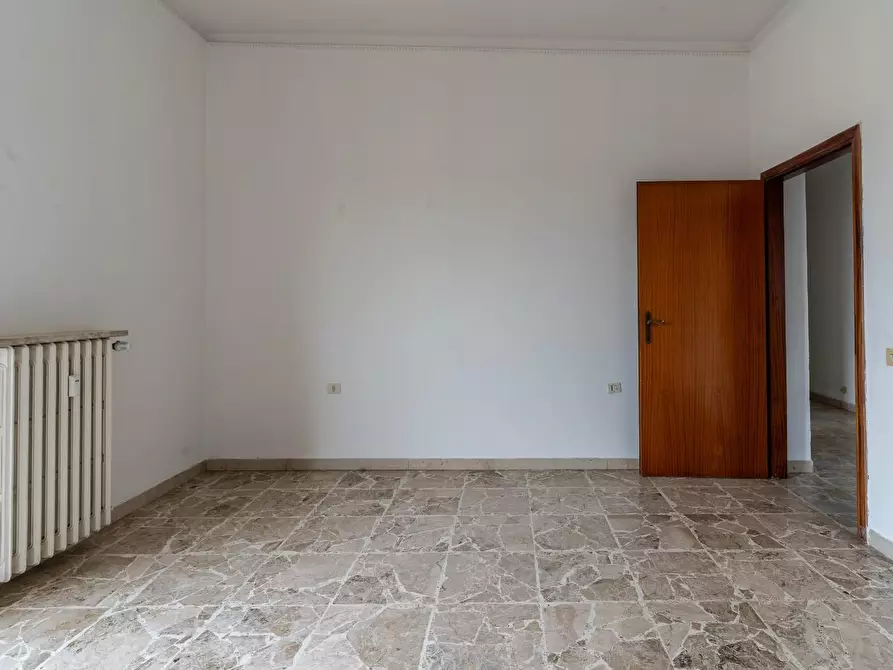 Immagine 31 di Appartamento in affitto  a Empoli