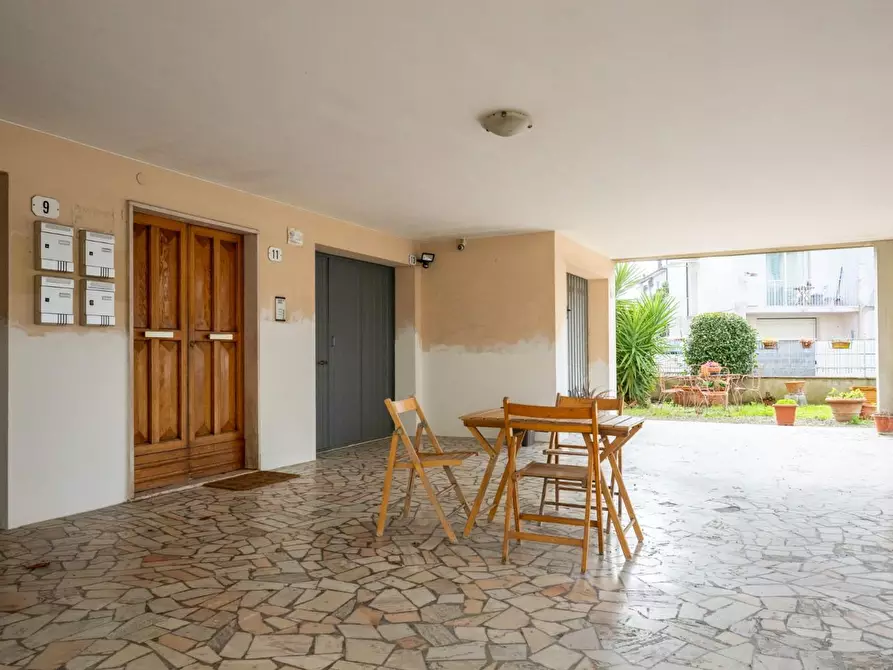 Immagine 7 di Appartamento in vendita  a Pontedera