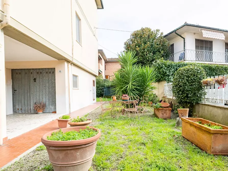 Immagine 4 di Appartamento in vendita  a Pontedera