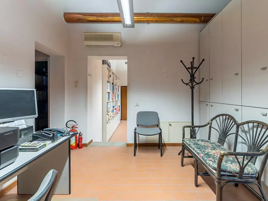 Immagine 11 di Appartamento in vendita  a Empoli