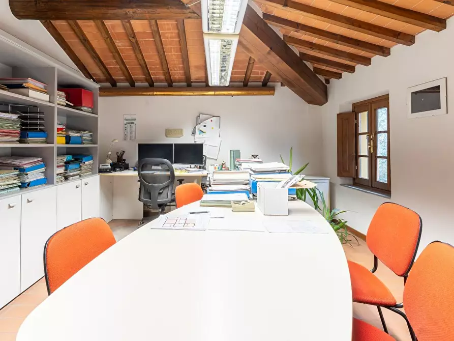 Immagine 17 di Appartamento in vendita  a Empoli