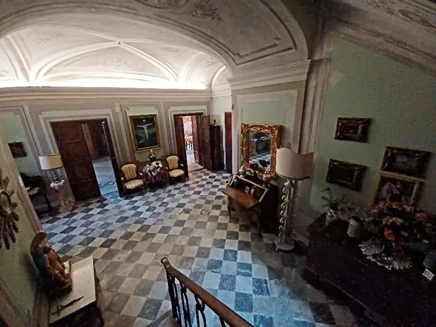 Immagine 26 di Villa in vendita  a Cascina