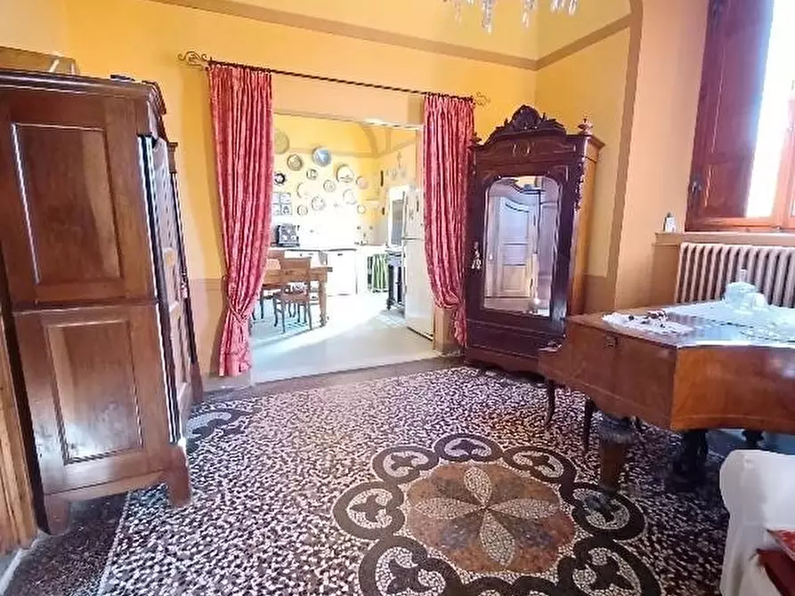 Immagine 7 di Villa in vendita  a Cascina