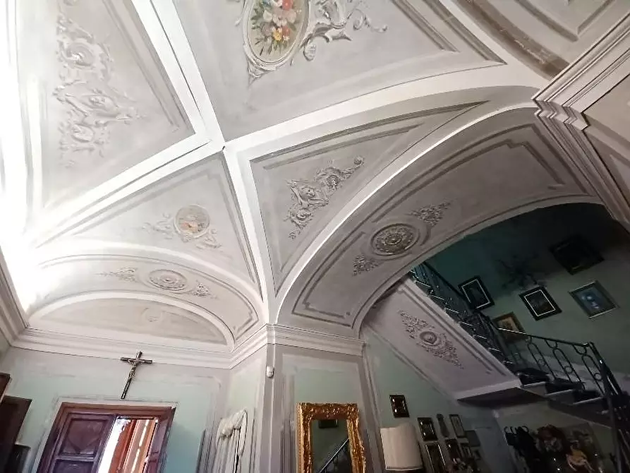 Immagine 8 di Villa in vendita  a Cascina