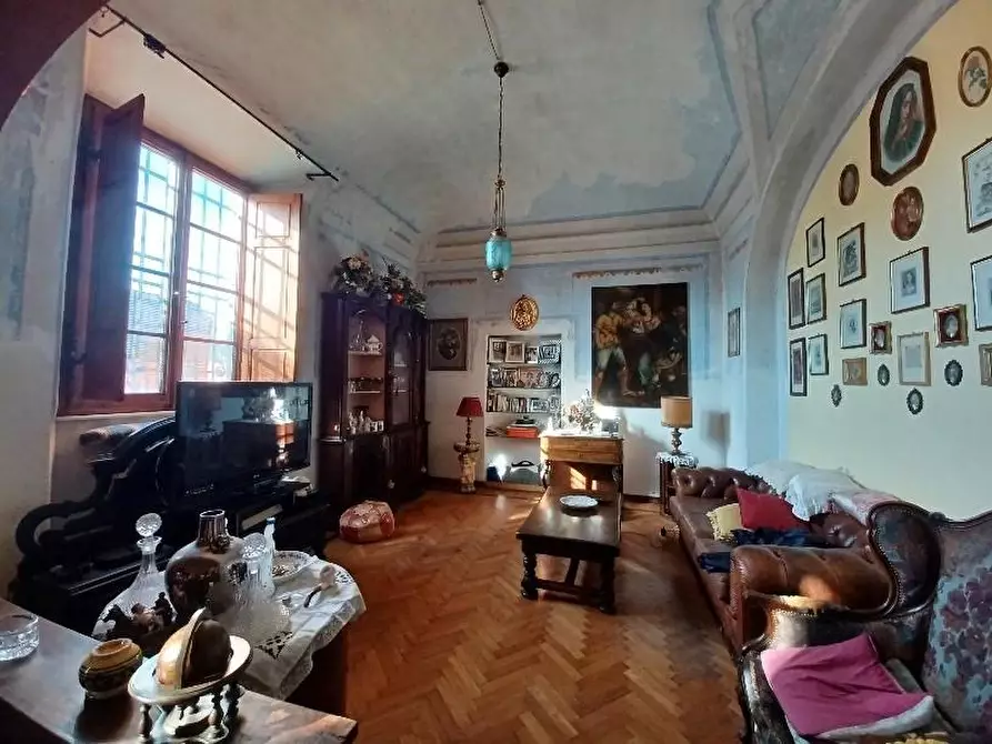 Immagine 9 di Villa in vendita  a Cascina