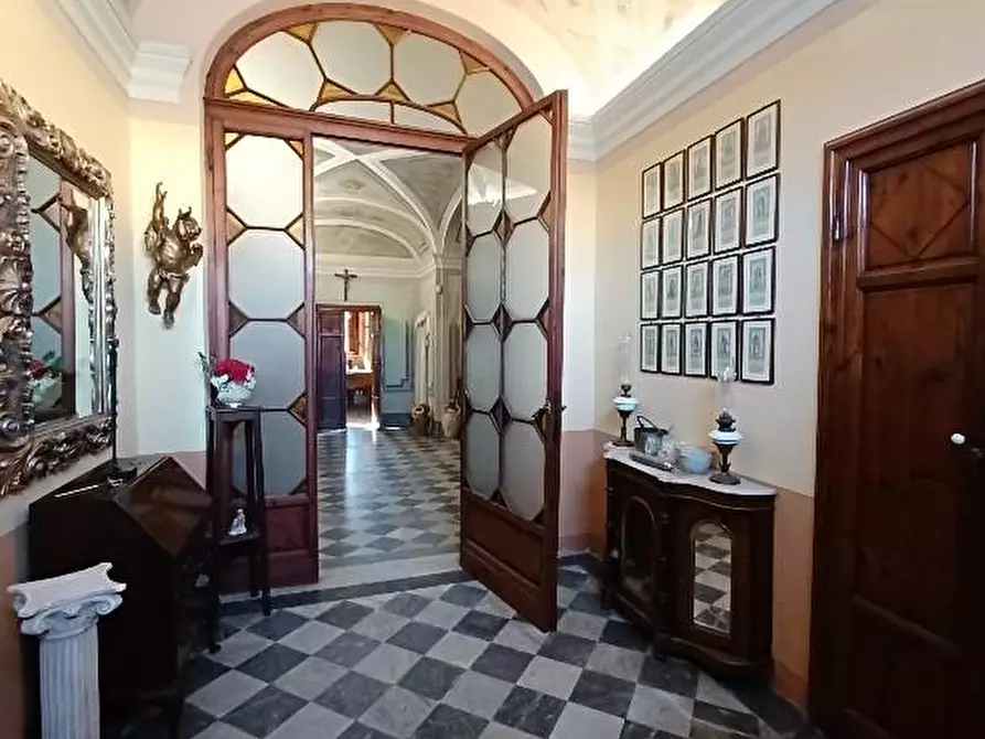 Immagine 6 di Villa in vendita  a Cascina