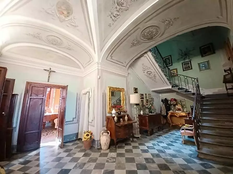 Immagine 8 di Villa in vendita  a Cascina