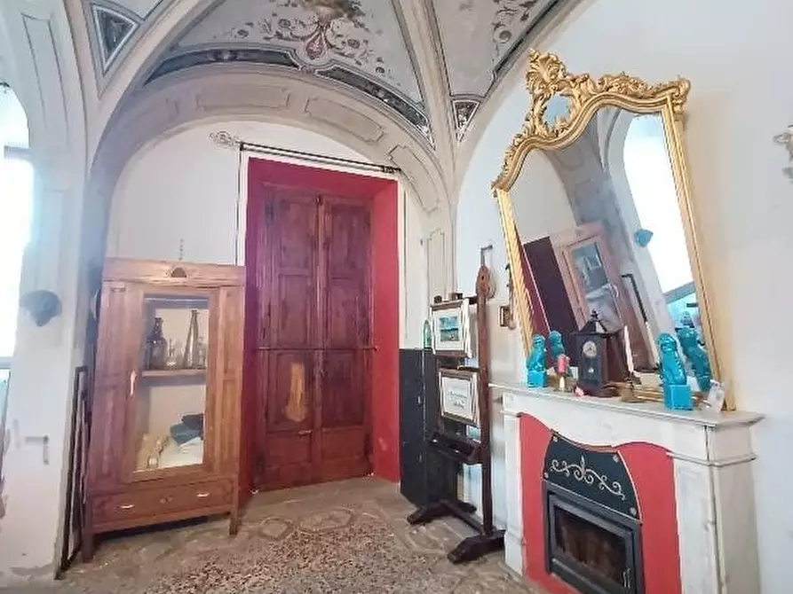 Immagine 23 di Villa in vendita  a Cascina
