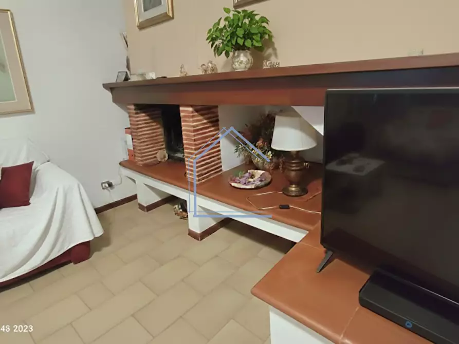 Immagine 13 di Appartamento in vendita  a Camaiore