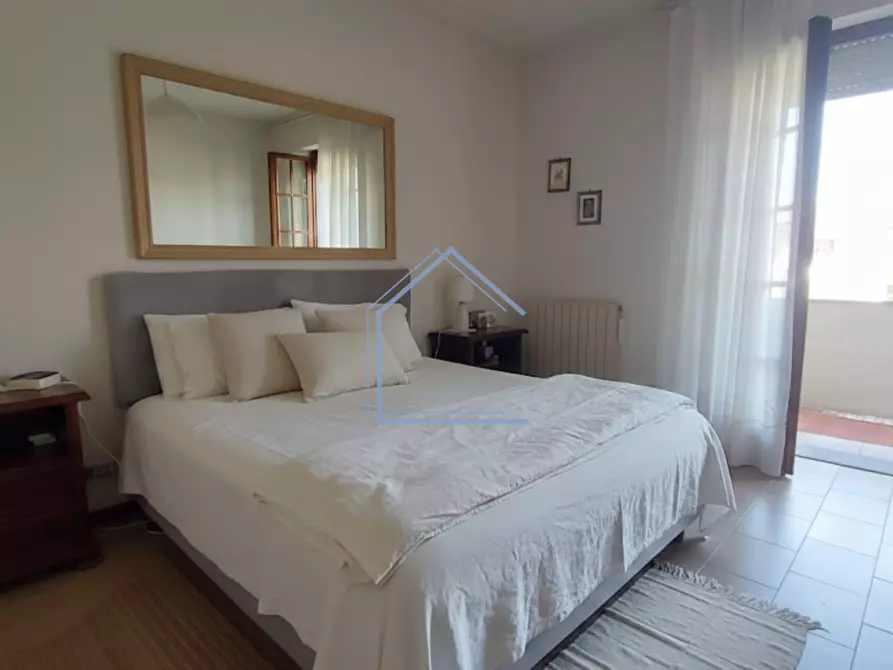 Immagine 18 di Appartamento in vendita  a Camaiore