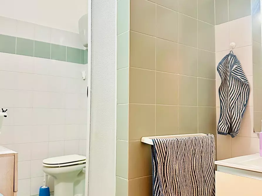 Immagine 9 di Appartamento in vendita  a Siena