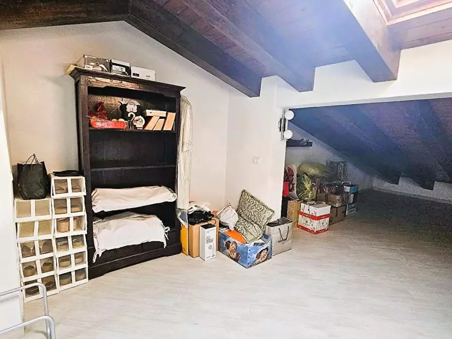 Immagine 25 di Casa trifamiliare in vendita  a Montignoso