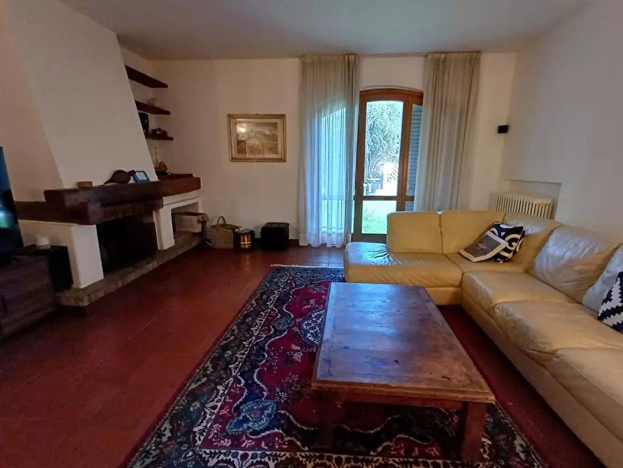 Immagine 5 di Villa in vendita  a Empoli