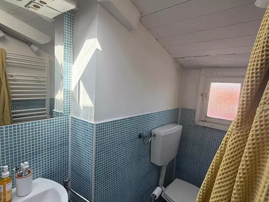 Immagine 10 di Appartamento in vendita  a La Spezia