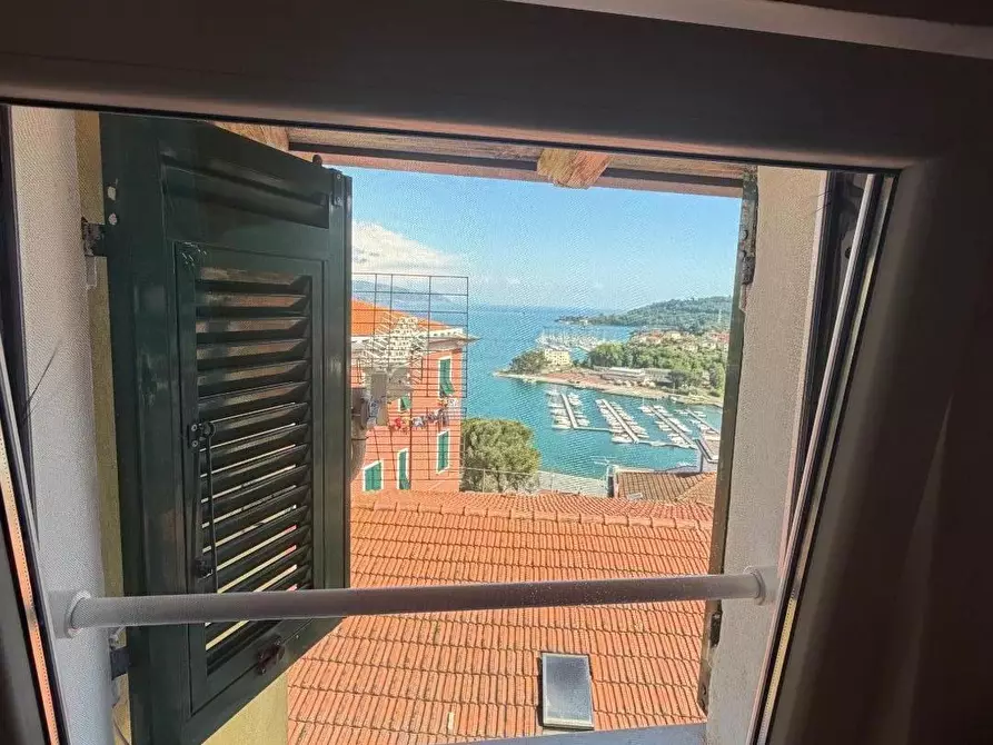 Immagine 9 di Appartamento in vendita  a La Spezia
