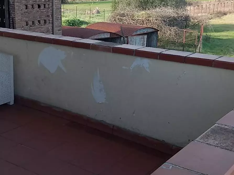 Immagine 5 di Casa bifamiliare in vendita  a Santa Maria A Monte