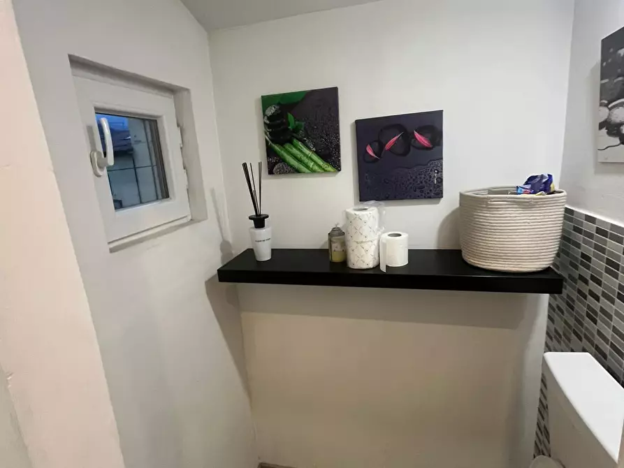 Immagine 6 di Casa indipendente in affitto  a Carrara