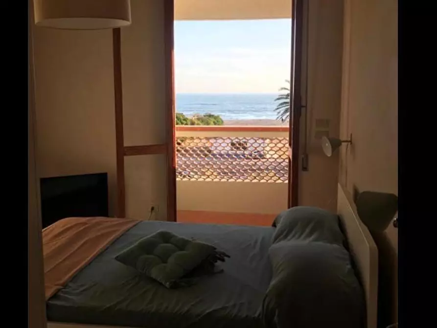 Immagine 6 di Appartamento in affitto  a Carrara